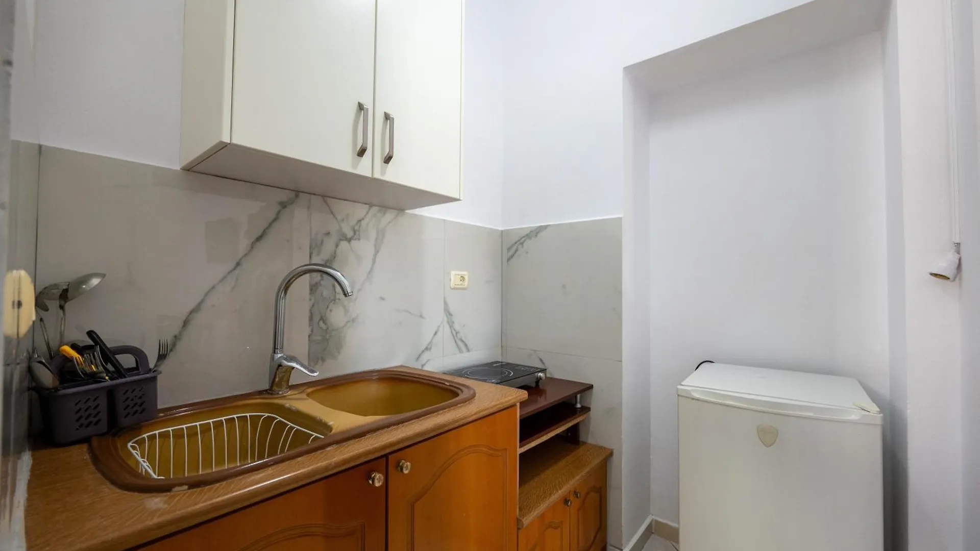 Πανσιόν Villa Tre Motrat Εξαμίλιο