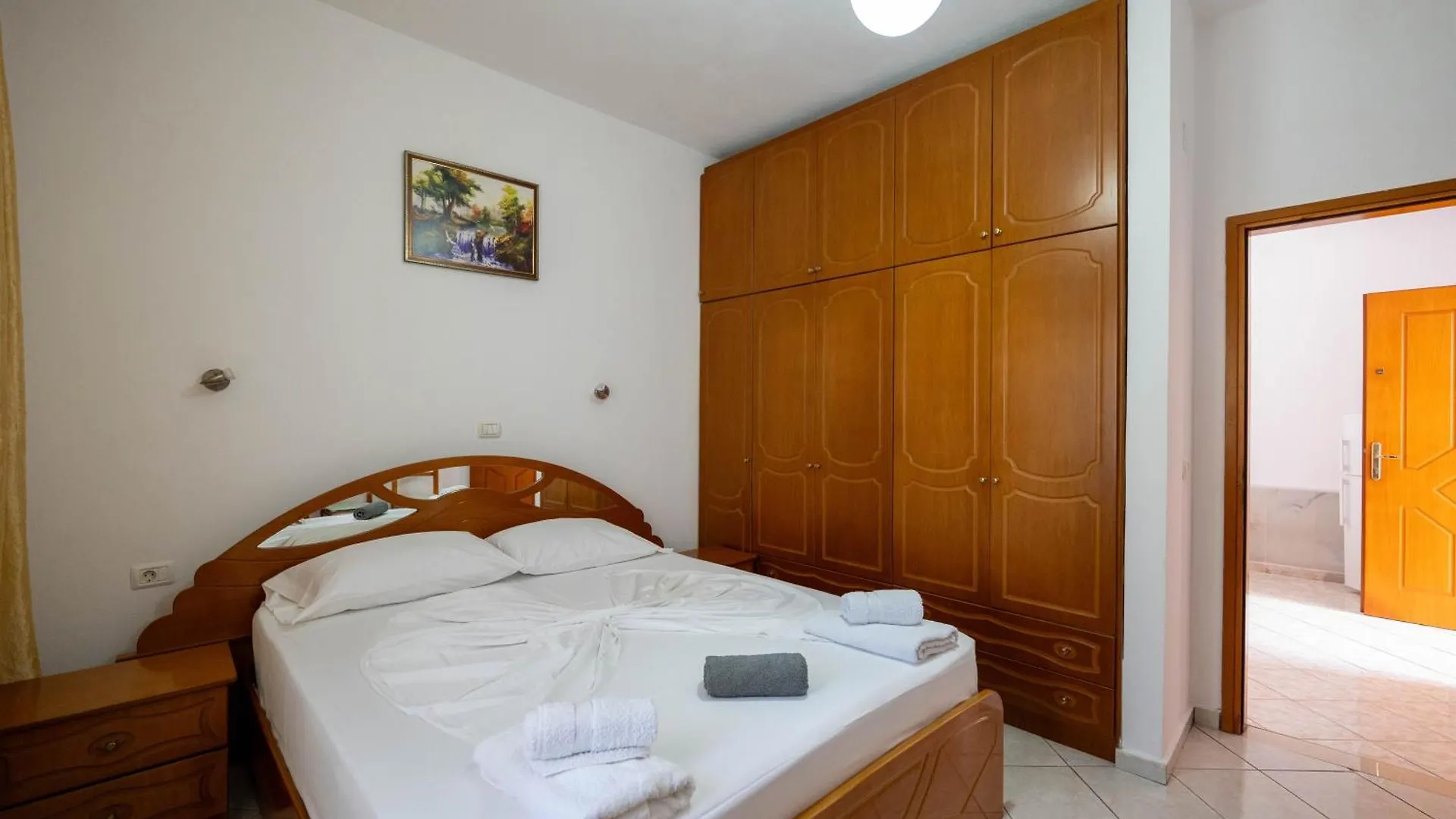 Πανσιόν Villa Tre Motrat Εξαμίλιο